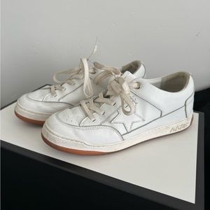 Golden Goose Sneakers